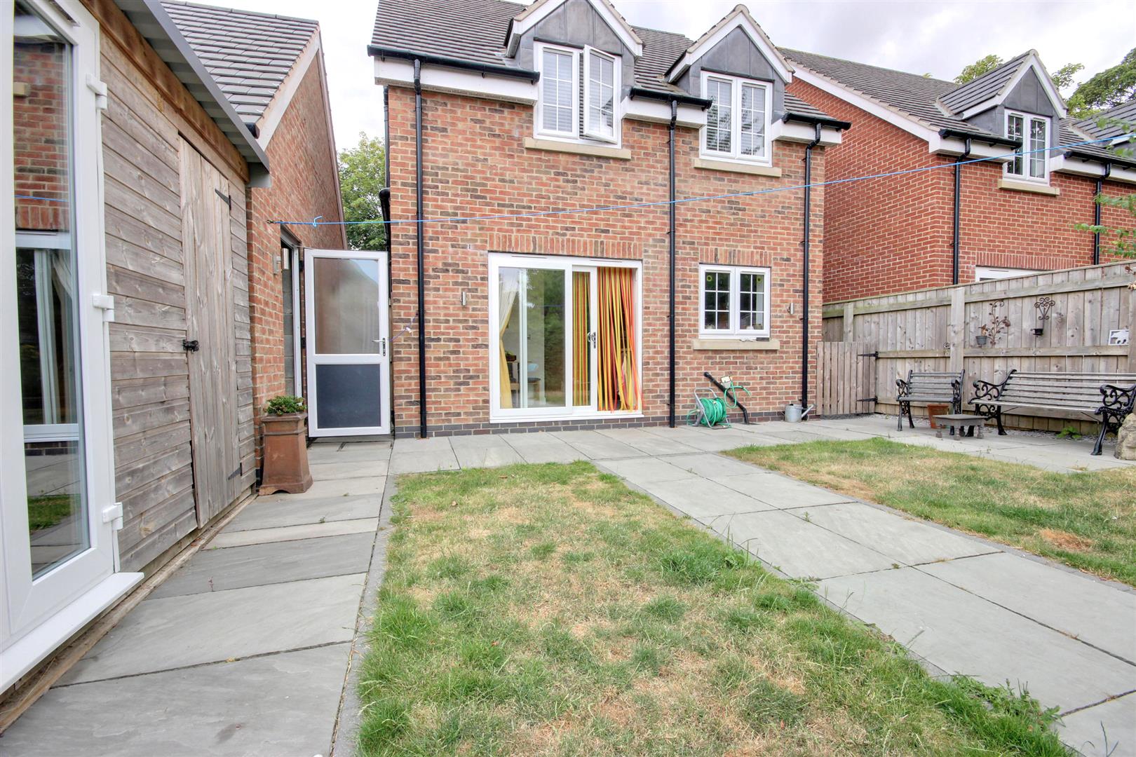 Horsaman Chase, Cottingham
